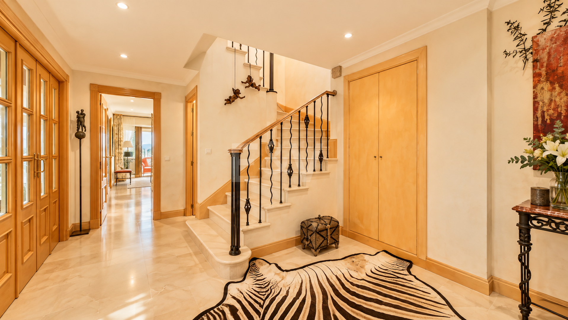Elegante Maisonette-Wohnung in erster Strandlinie mit direktem Strandzugang und wunderschönem Meerblick