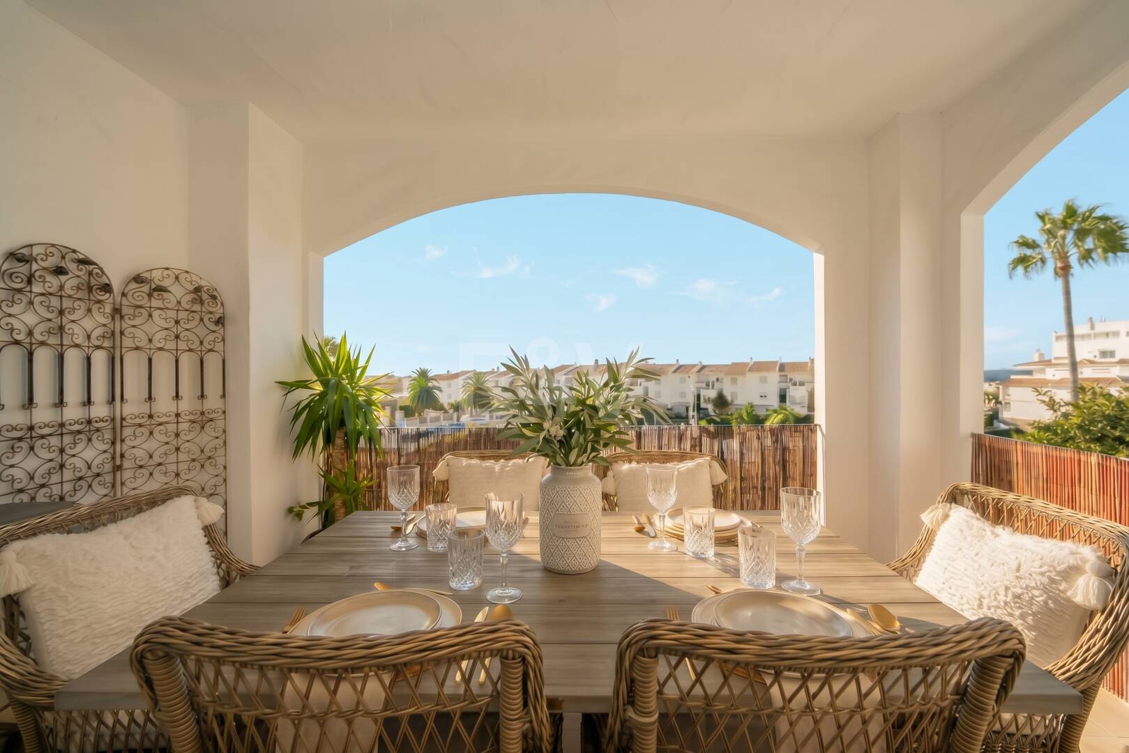 Schöne und komfortable Wohnung mit freiem Blick in bester Lage in Nueva Andalucía