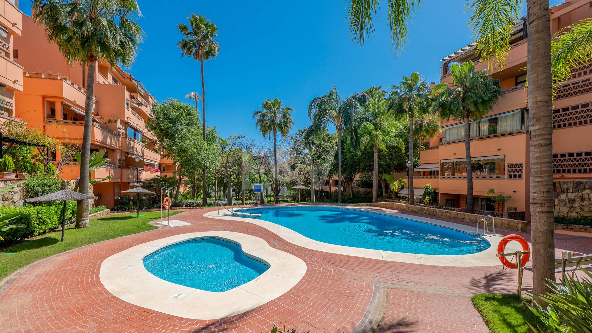 Lägenhet att hyra i Marbella Golden Mile