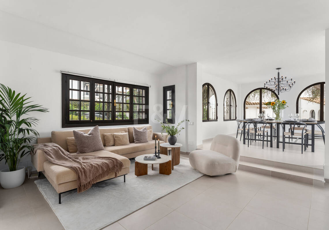 Skandy-Stil-Apartment mit Touristenlizenz und Meerblick von der Dachterrasse in Aldea Blanca, Nueva Andalucía