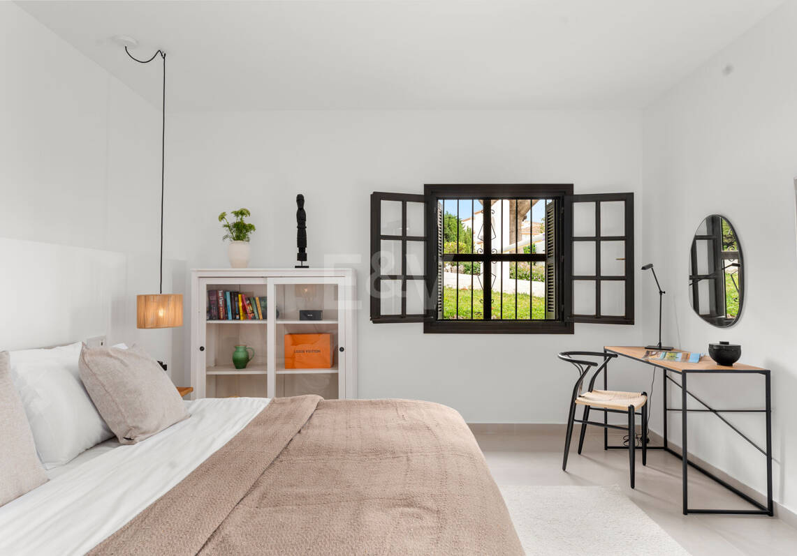 Skandy-Stil-Apartment mit Touristenlizenz und Meerblick von der Dachterrasse in Aldea Blanca, Nueva Andalucía