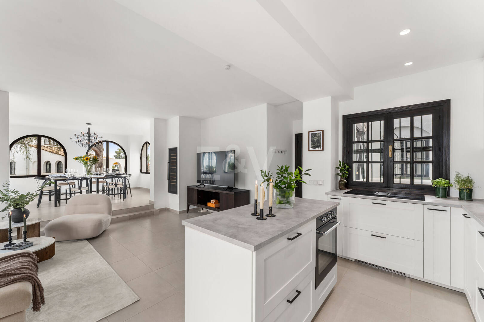 Skandy-Stil-Apartment mit Touristenlizenz und Meerblick von der Dachterrasse in Aldea Blanca, Nueva Andalucía