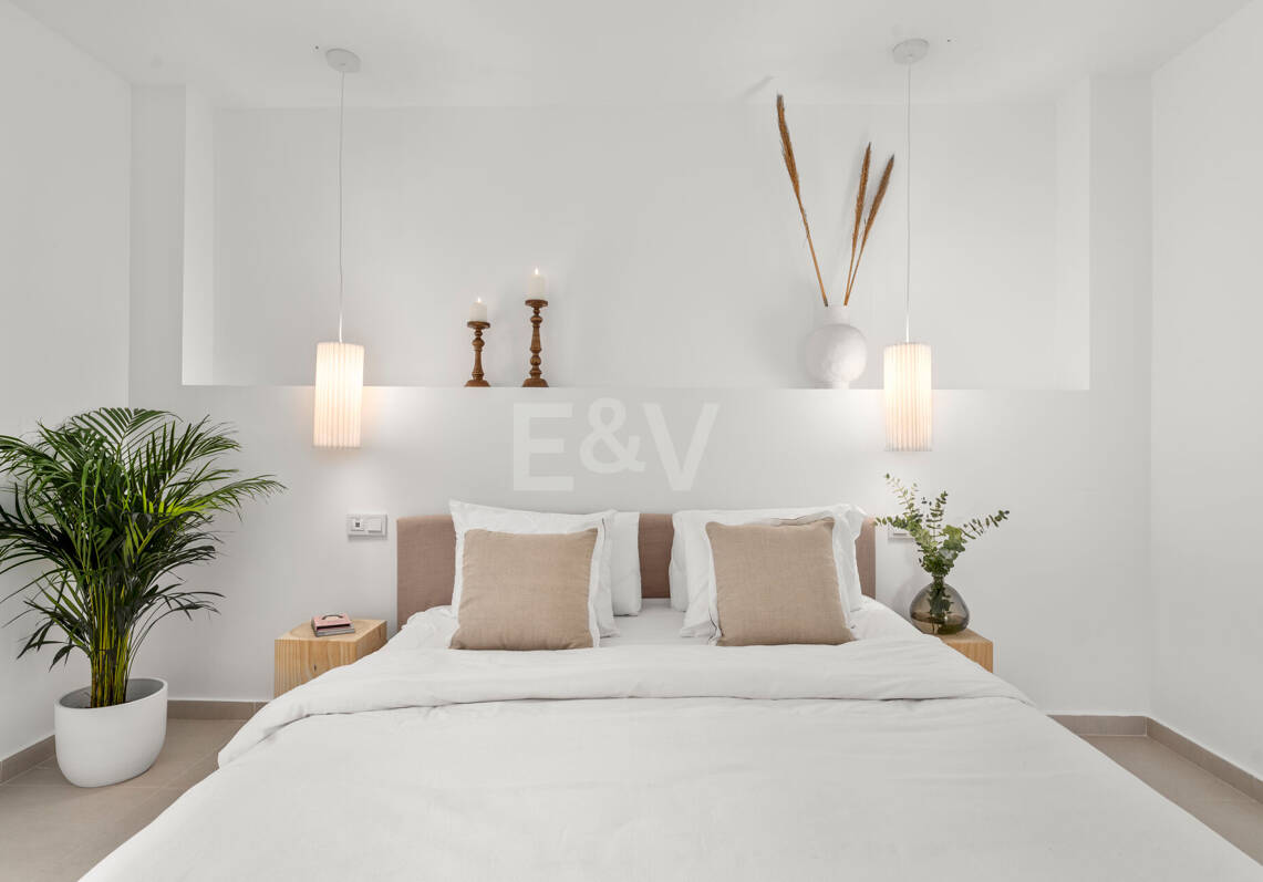 Skandy-Stil-Apartment mit Touristenlizenz und Meerblick von der Dachterrasse in Aldea Blanca, Nueva Andalucía