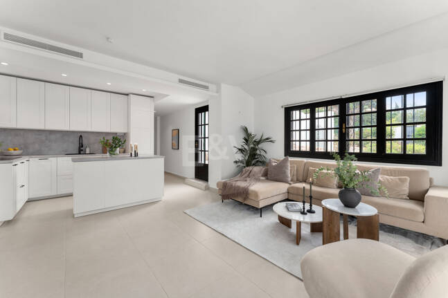 Skandy-Stil-Apartment mit Touristenlizenz und Meerblick von der Dachterrasse in Aldea Blanca, Nueva Andalucía