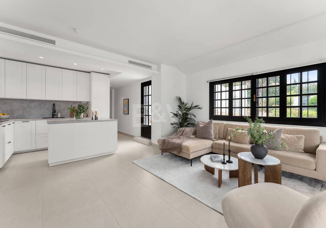 Skandy-Stil-Apartment mit Touristenlizenz und Meerblick von der Dachterrasse in Aldea Blanca, Nueva Andalucía