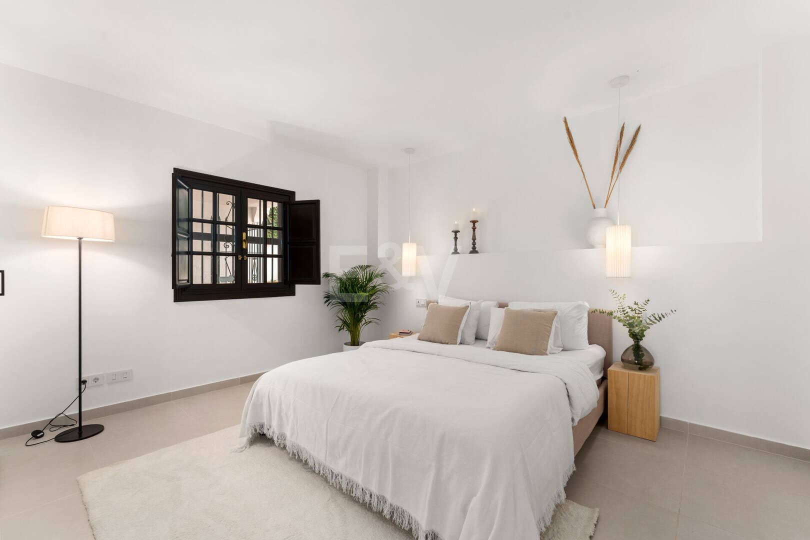 Skandy-Stil-Apartment mit Touristenlizenz und Meerblick von der Dachterrasse in Aldea Blanca, Nueva Andalucía