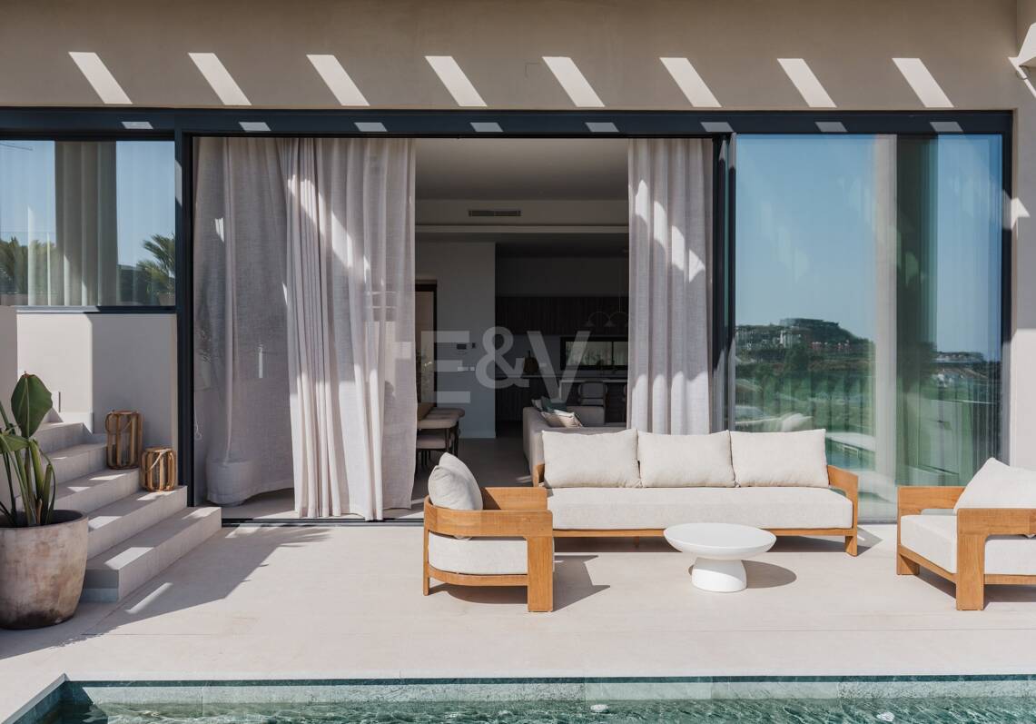 Newly Built Modern Villa with Panoramic Sea Views in La Alqueria