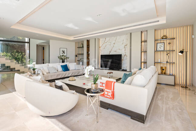 Contemporary Villa Just Steps from the Beach in Marbella East