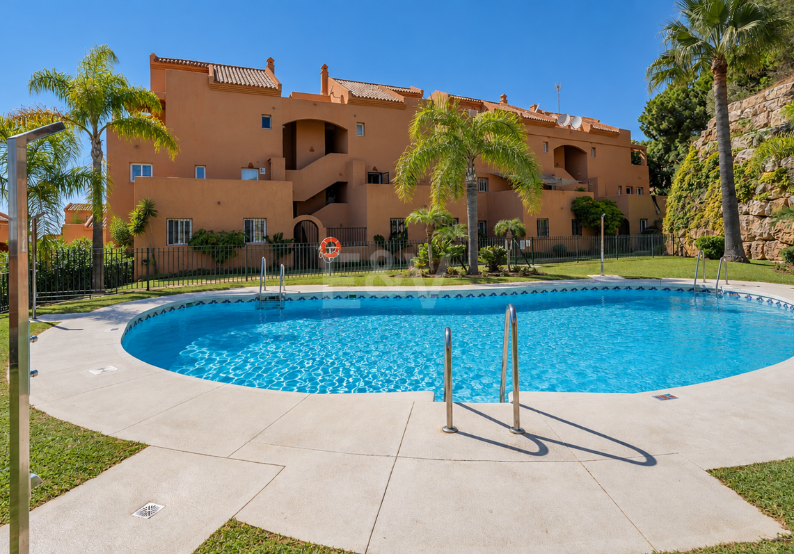 Apartment with sea views in Elviria-Marbella