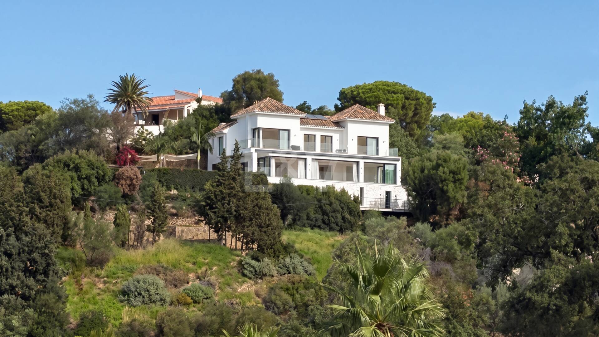 Luksusowa 7-sypialna willa z panoramicznymi widokiem na morze w Elvirii, Marbella