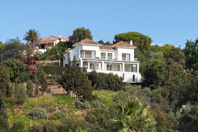 Luksusowa 7-sypialna willa z panoramicznymi widokiem na morze w Elvirii, Marbella