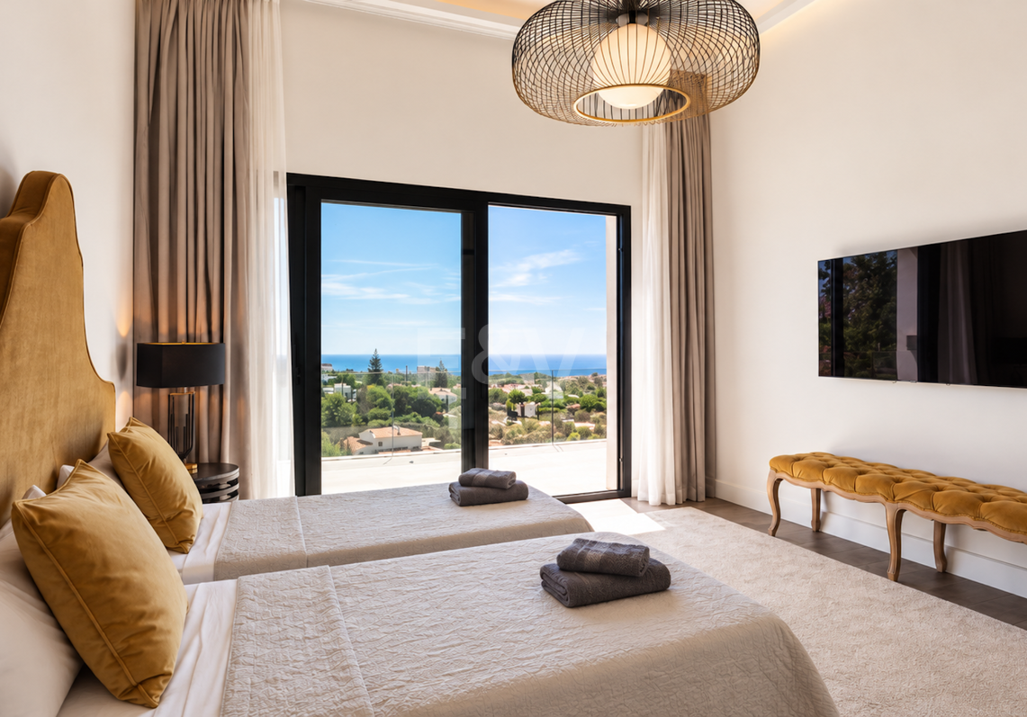 Luksusowa 7-sypialna willa z panoramicznymi widokiem na morze w Elvirii, Marbella
