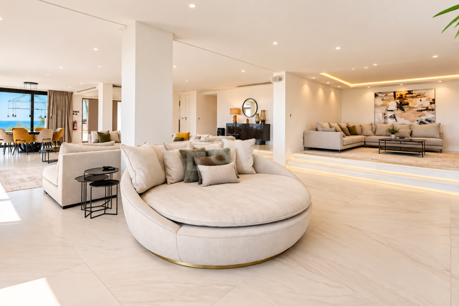 Luksusowa 7-sypialna willa z panoramicznymi widokiem na morze w Elvirii, Marbella