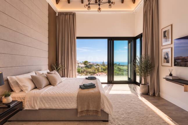 Luksusowa 7-sypialna willa z panoramicznymi widokiem na morze w Elvirii, Marbella