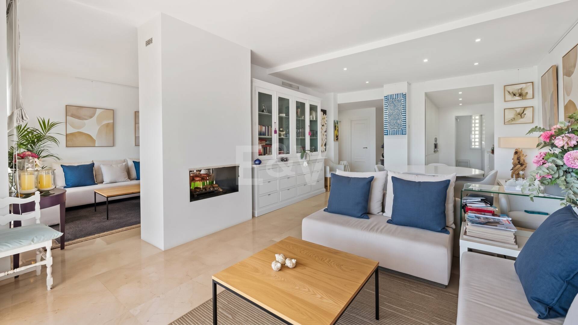 Penthouse Duplex avec vue panoramique imprenable sur la mer en communauté fermée à Nueva Andalucía