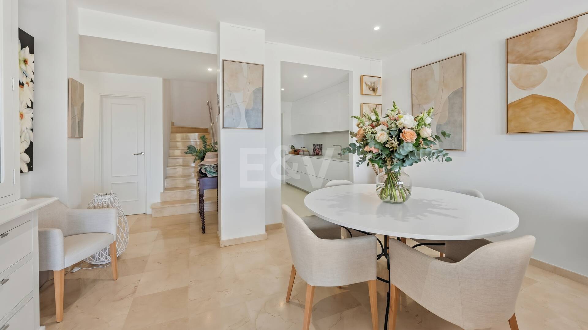 Penthouse Duplex avec vue panoramique imprenable sur la mer en communauté fermée à Nueva Andalucía