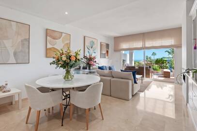 Penthouse Duplex avec vue panoramique imprenable sur la mer en communauté fermée à Nueva Andalucía