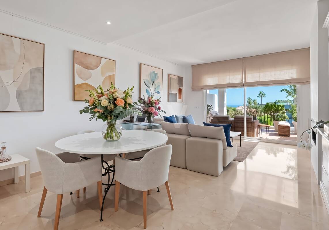 Penthouse Duplex avec vue panoramique imprenable sur la mer en communauté fermée à Nueva Andalucía