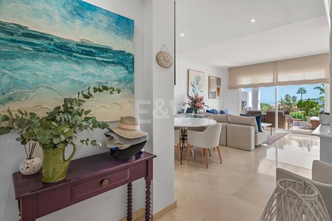 Penthouse Duplex avec vue panoramique imprenable sur la mer en communauté fermée à Nueva Andalucía