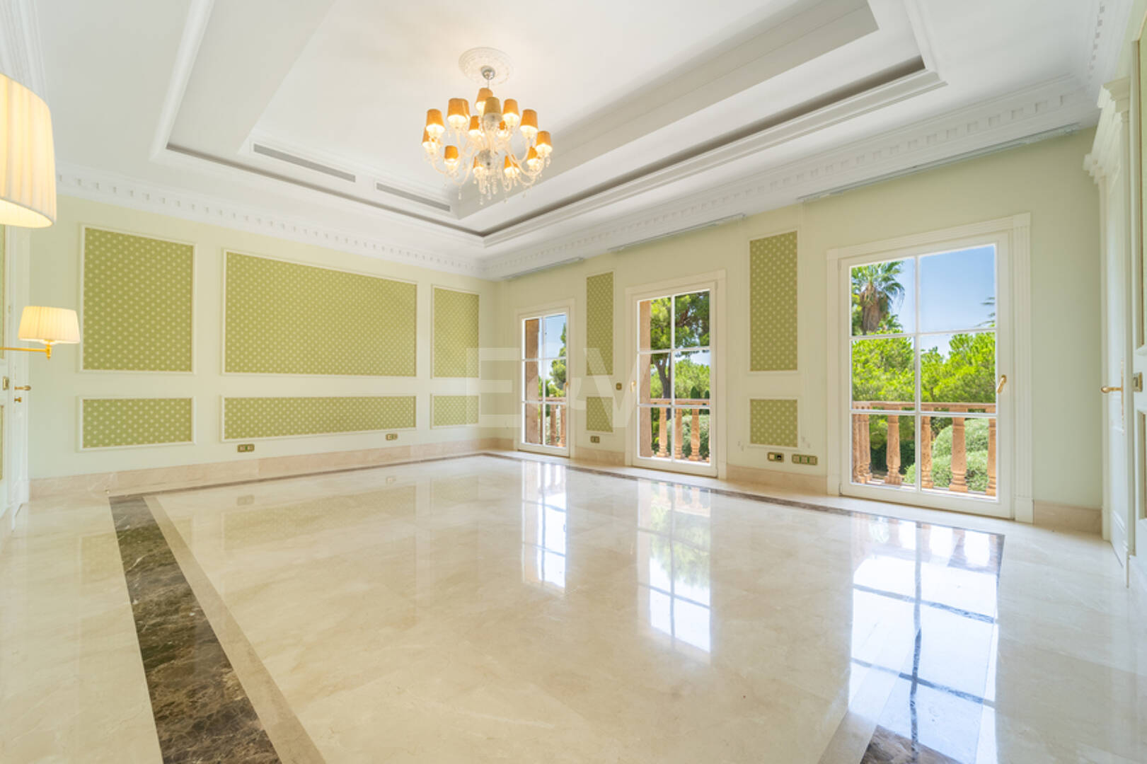 Wyjątkowy Palatial Estate z Grand Interior w Sierra Blanca, Marbella