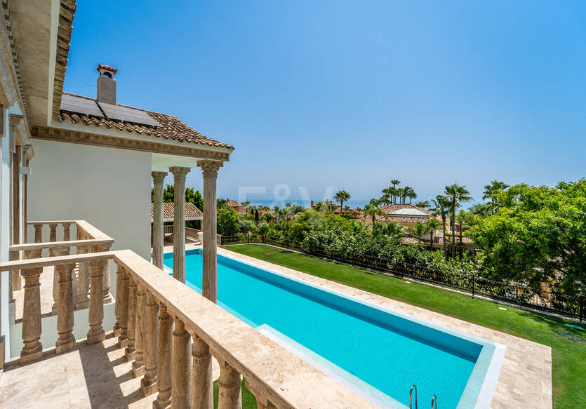 Wyjątkowy Palatial Estate z Grand Interior w Sierra Blanca, Marbella