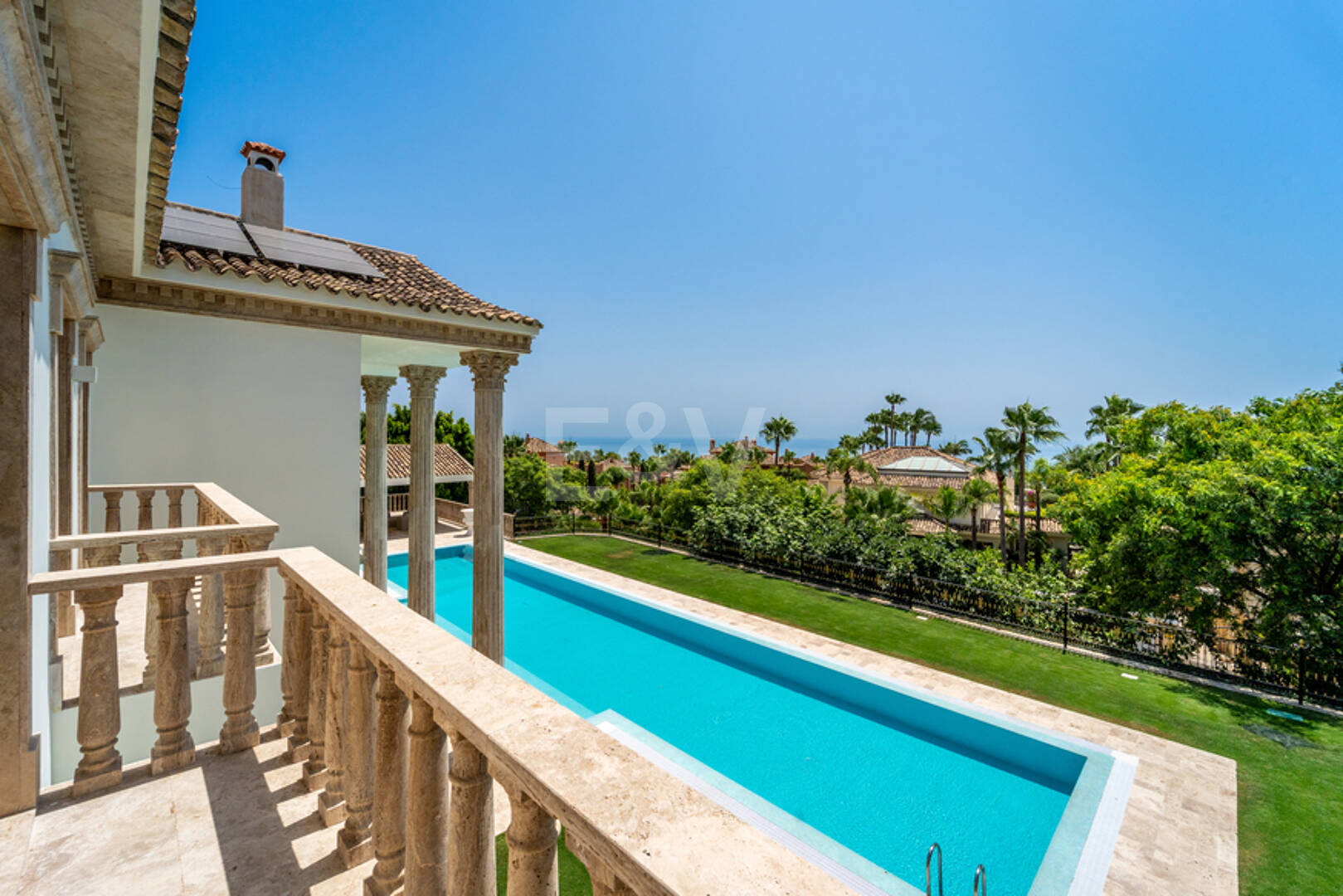 Wyjątkowy Palatial Estate z Grand Interior w Sierra Blanca, Marbella