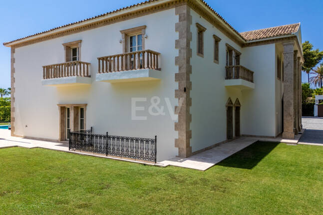 Wyjątkowy Palatial Estate z Grand Interior w Sierra Blanca, Marbella