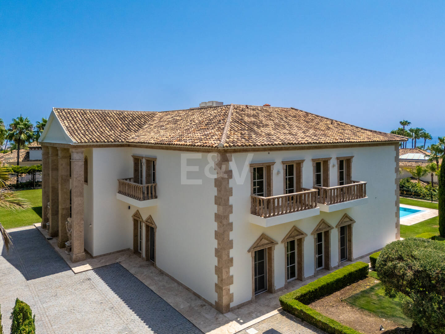 Wyjątkowy Palatial Estate z Grand Interior w Sierra Blanca, Marbella