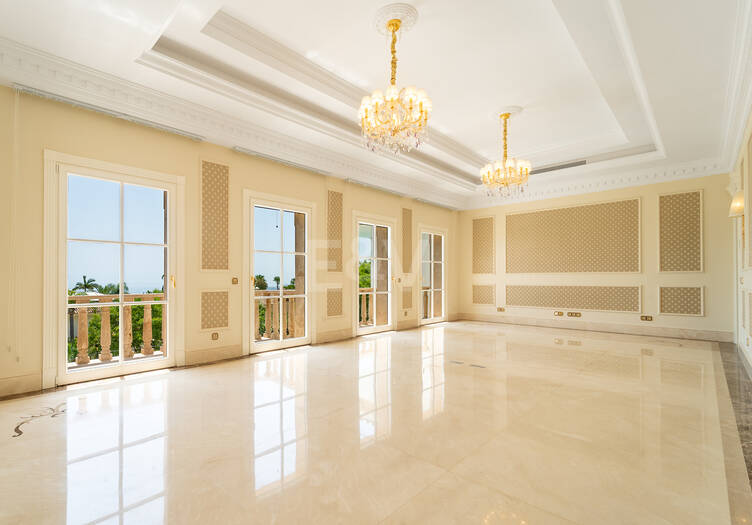 Wyjątkowy Palatial Estate z Grand Interior w Sierra Blanca, Marbella
