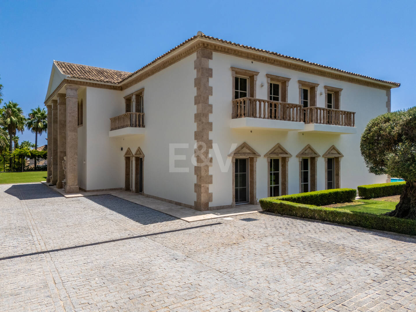 Wyjątkowy Palatial Estate z Grand Interior w Sierra Blanca, Marbella