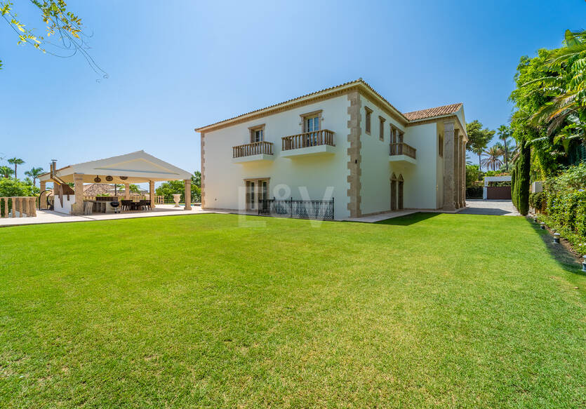 Wyjątkowy Palatial Estate z Grand Interior w Sierra Blanca, Marbella