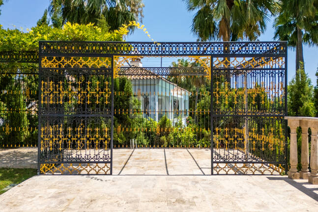 Wyjątkowy Palatial Estate z Grand Interior w Sierra Blanca, Marbella
