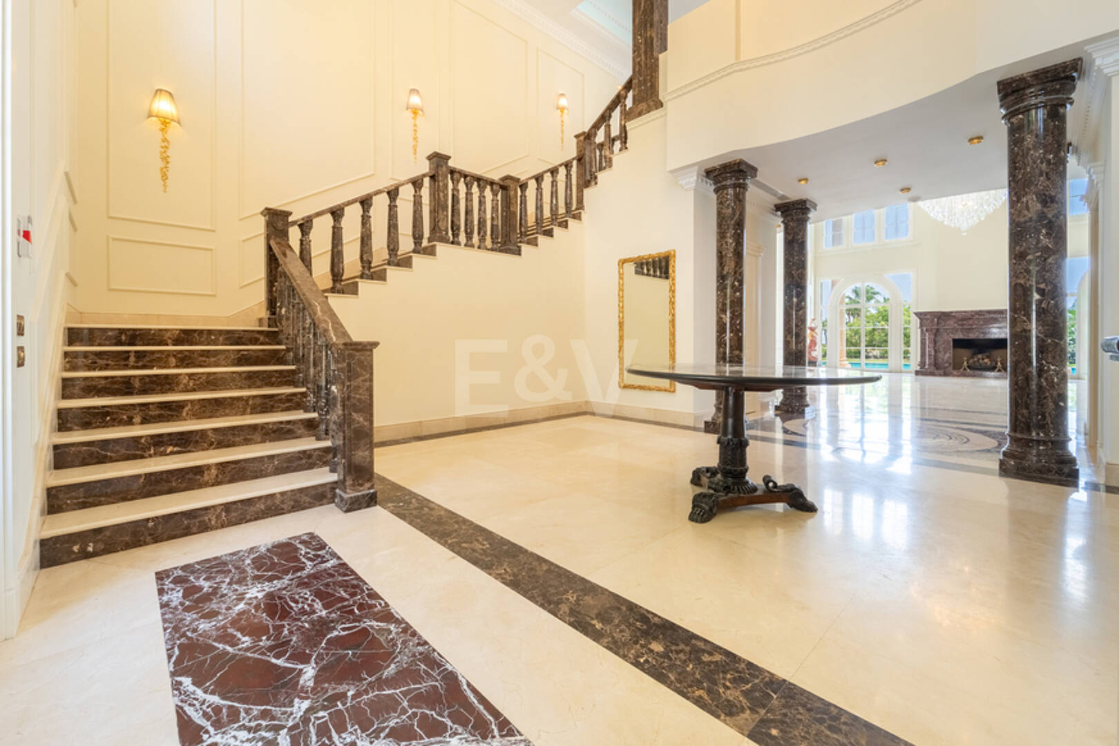 Wyjątkowy Palatial Estate z Grand Interior w Sierra Blanca, Marbella