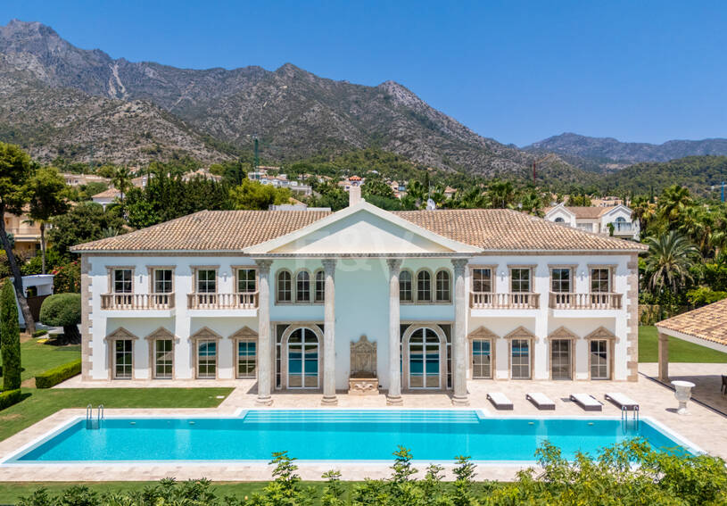 Wyjątkowy Palatial Estate z Grand Interior w Sierra Blanca, Marbella