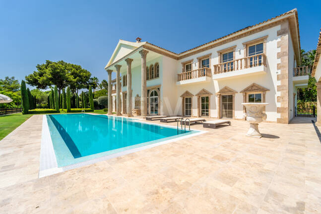 Wyjątkowy Palatial Estate z Grand Interior w Sierra Blanca, Marbella