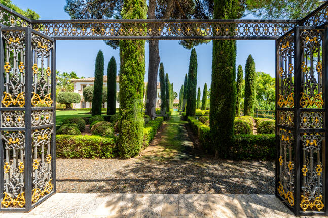 Wyjątkowy Palatial Estate z Grand Interior w Sierra Blanca, Marbella