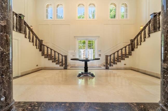 Wyjątkowy Palatial Estate z Grand Interior w Sierra Blanca, Marbella