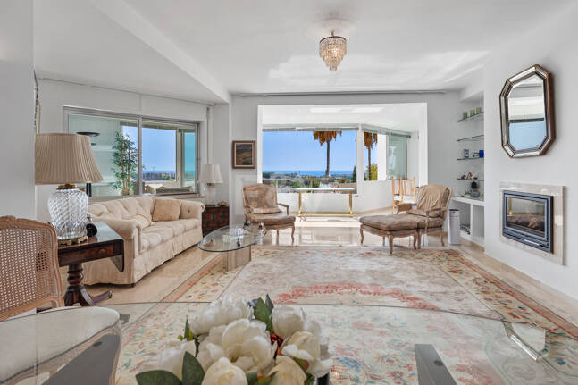 Appartement avec vue sur la mer panoramique à Guadalmina Alta