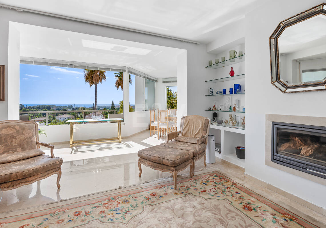 Appartement avec vue sur la mer panoramique à Guadalmina Alta