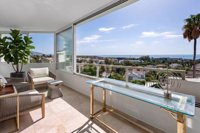 Appartement avec vue sur la mer panoramique à Guadalmina Alta