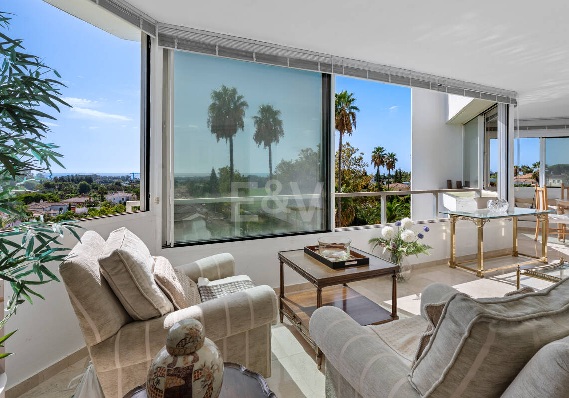 Appartement avec vue sur la mer panoramique à Guadalmina Alta
