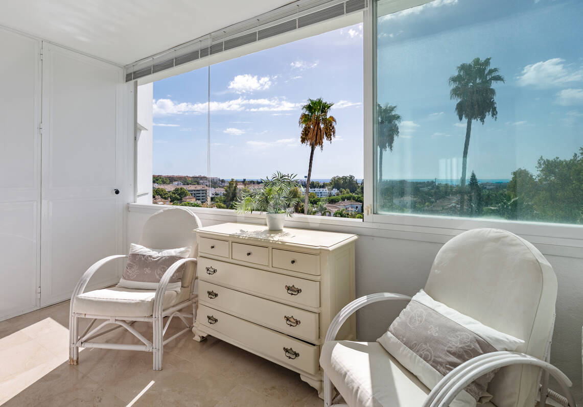 Appartement avec vue sur la mer panoramique à Guadalmina Alta