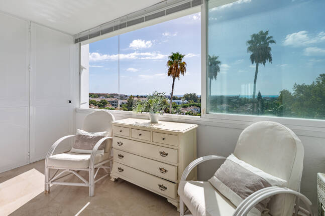 Appartement avec vue sur la mer panoramique à Guadalmina Alta