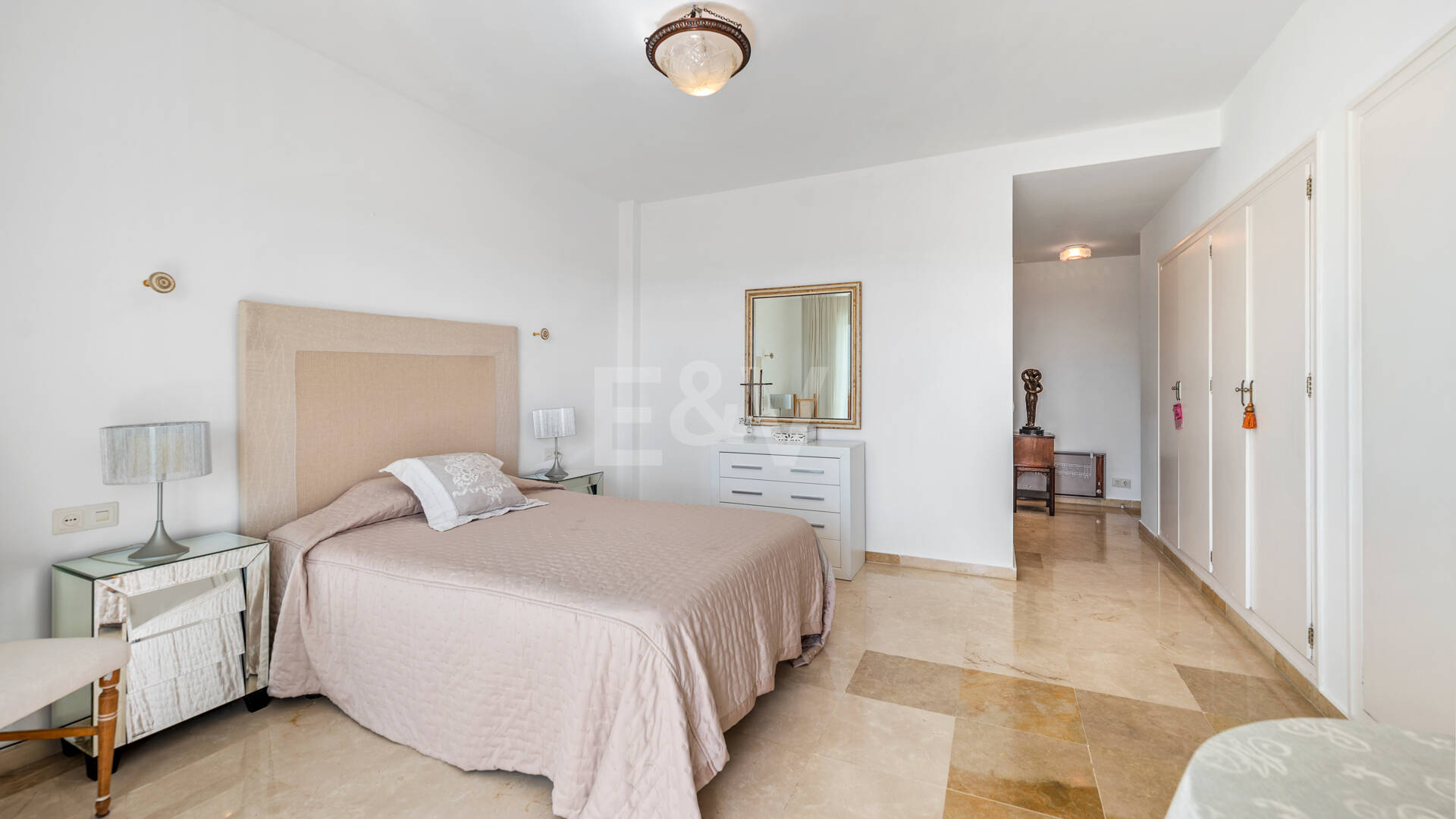 Appartement avec vue sur la mer panoramique à Guadalmina Alta