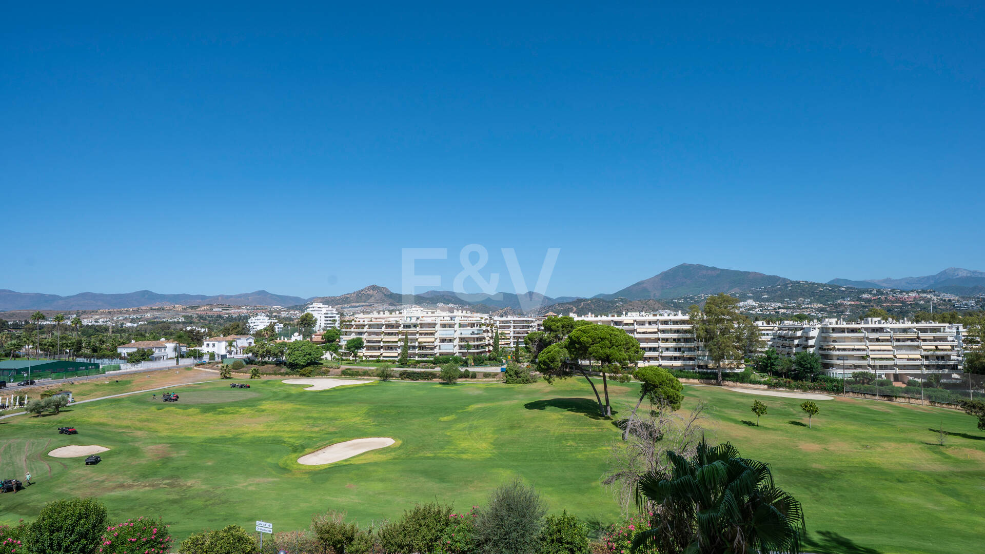Appartement avec vue sur la mer panoramique à Guadalmina Alta