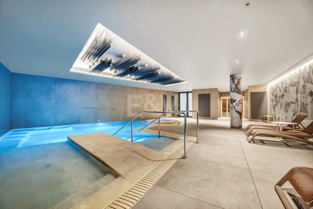 Maisonette-Gartenwohnung mit 4 Schlafzimmern & privatem Pool in Benalus