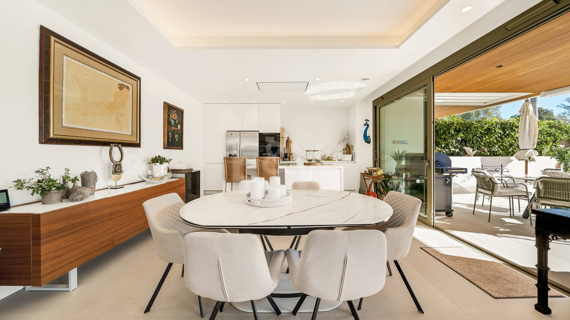 Maisonette-Gartenwohnung mit 4 Schlafzimmern & privatem Pool in Benalus