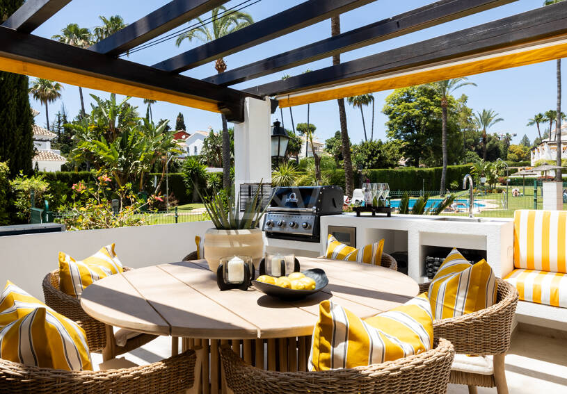 Markplanslägenhet till salu i Nueva Andalucia, Marbella