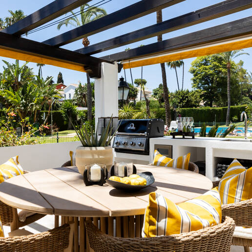 Markplanslägenhet till salu i Nueva Andalucia, Marbella