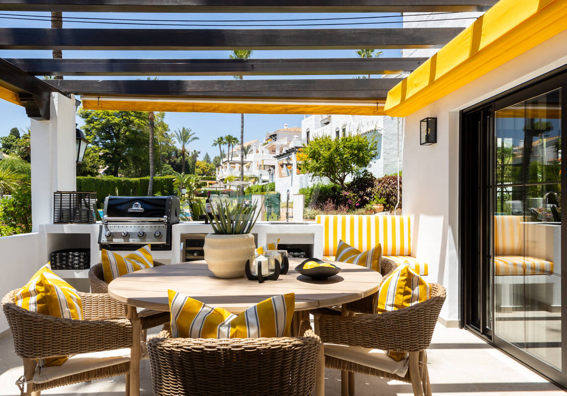 Markplanslägenhet till salu i Nueva Andalucia, Marbella